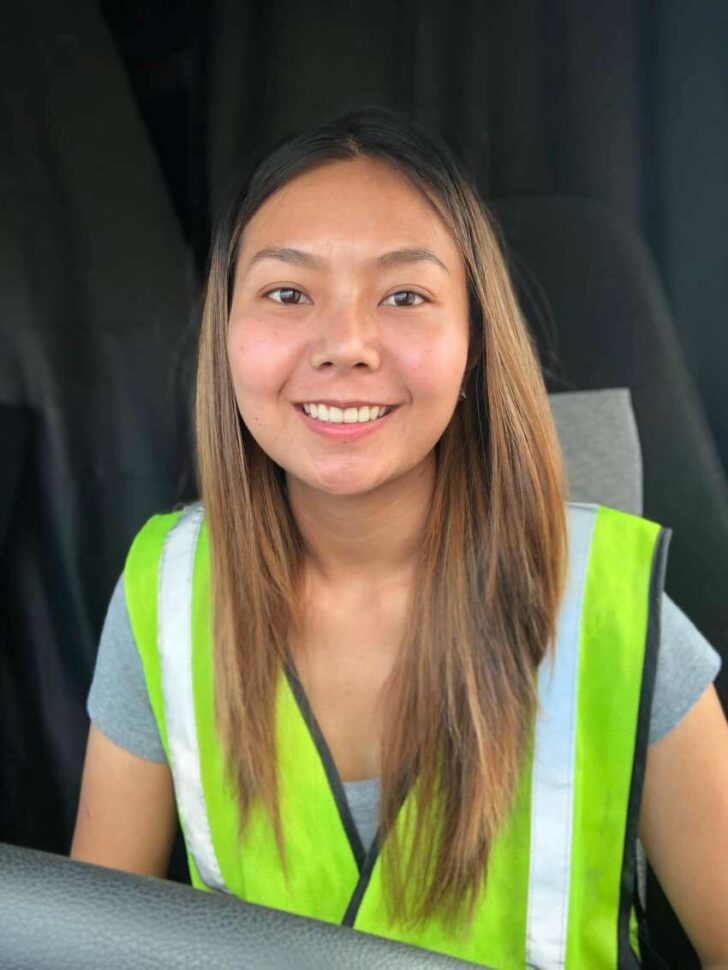 สาวไทยขับรถบรรทุกที่อเมริกา สร้างรายได้เกือบล้าน