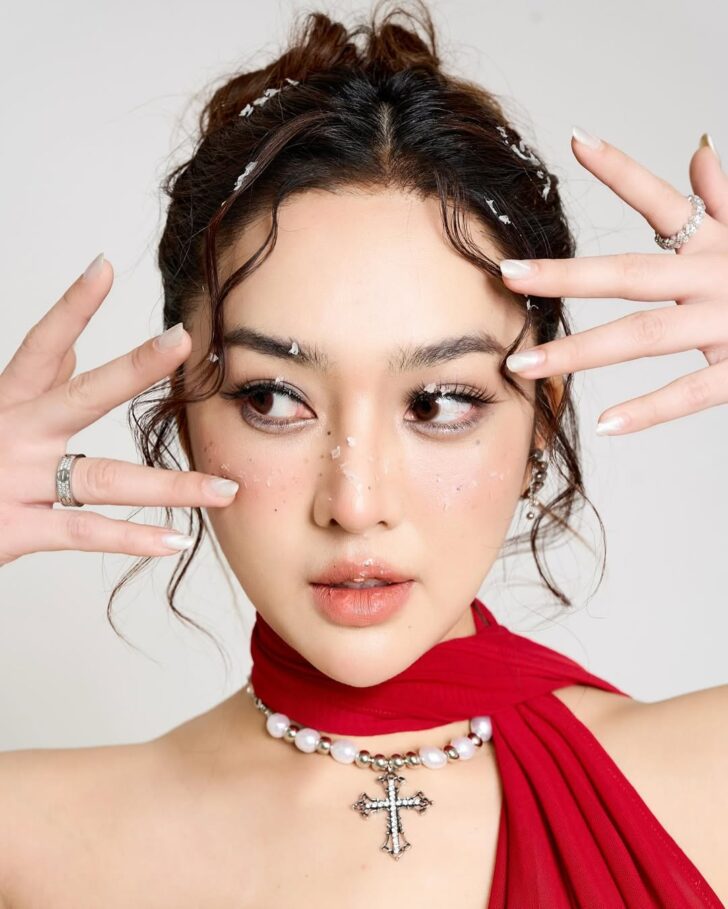 เส้นด้าย สอดอStyle พิมพ์ลดา แววไธสง