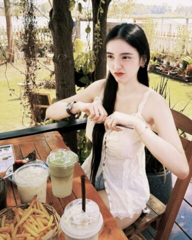 Blood is red, Cyanosis is blue, Tachycardia when I’m thinking of you.